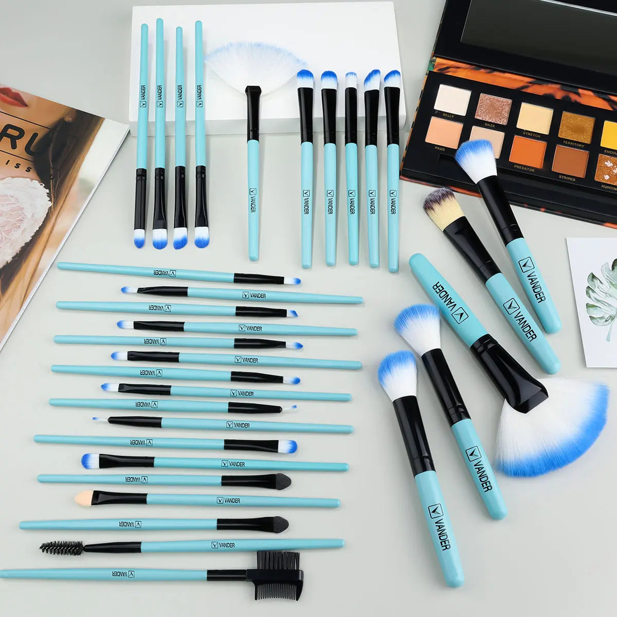 Povei Blue Makeup Brushes Set for Face and Eyes