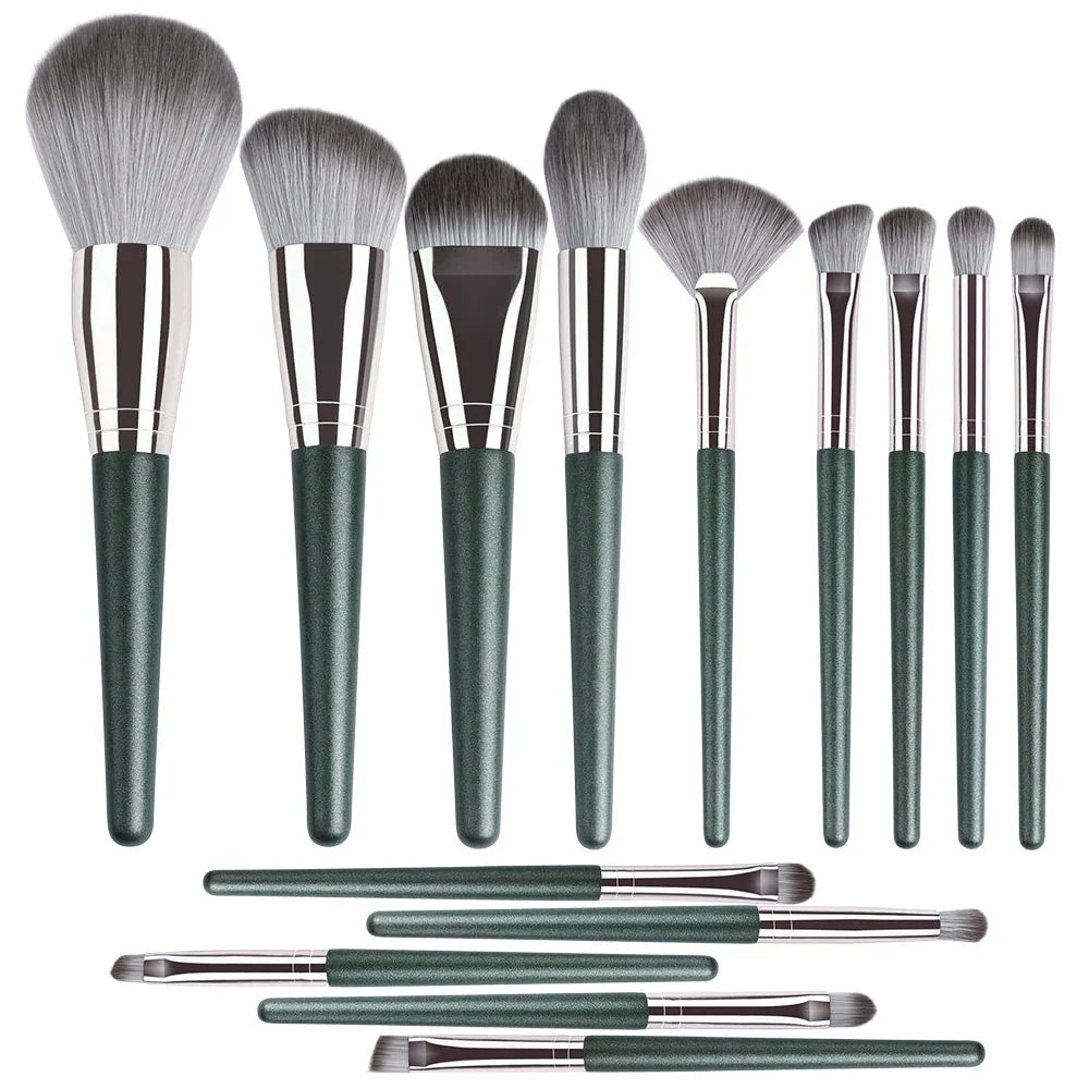 Povei 14-Piece Professional Makeup Brushes Set for Beauty Essentials