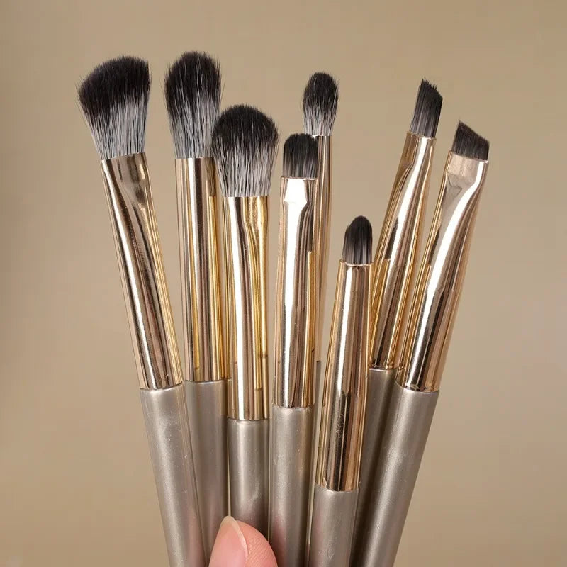 Povei 8-Piece Makeup Brushes Set for Eyes in Stylish Bag