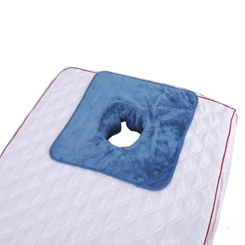 Povei 35*35cm Velvet Thickened Massage Table Bedspread with Face Hole