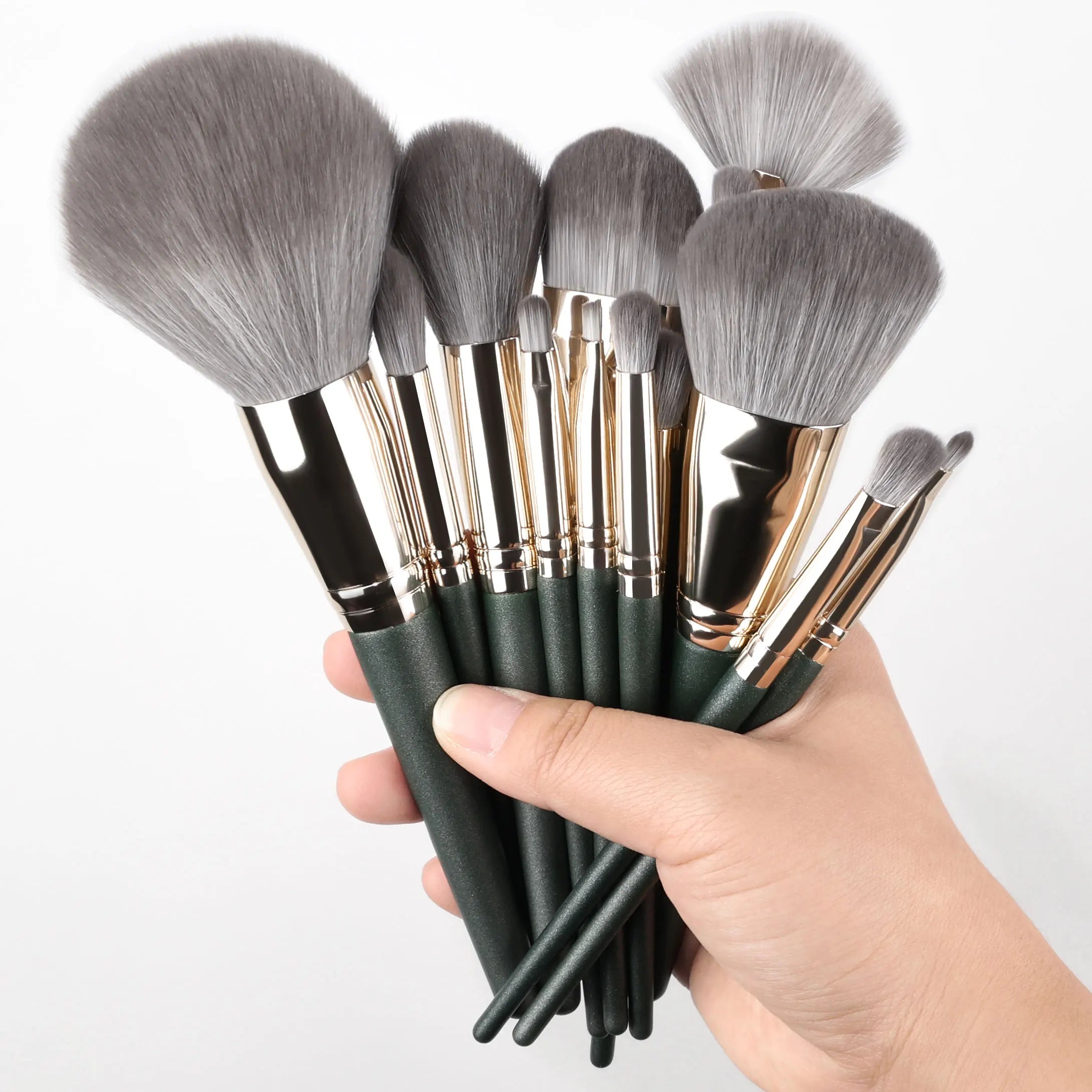 Povei 14-Piece Professional Makeup Brushes Set for Beauty Essentials